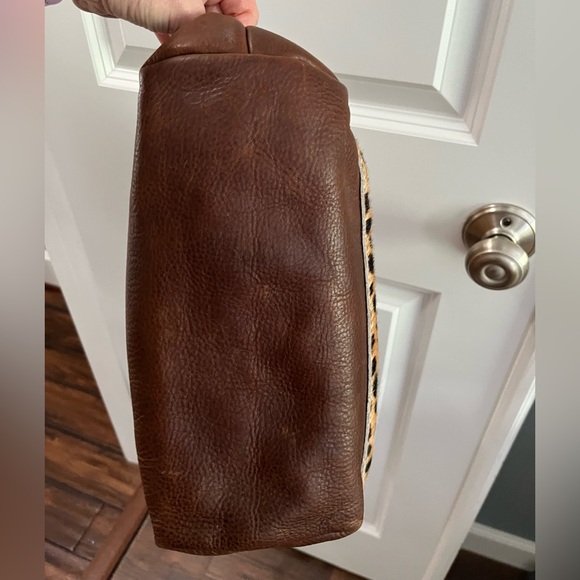 Meanwhile Back on The Farm Leather Purse Bag - Picture 3 of 6